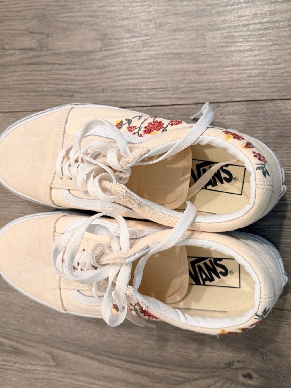 Vans Cream Platform Sneakers with Floral Embroidery - Picture 4 of 6